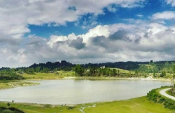 Danau Sidihoni dan Keindahan Alamnya